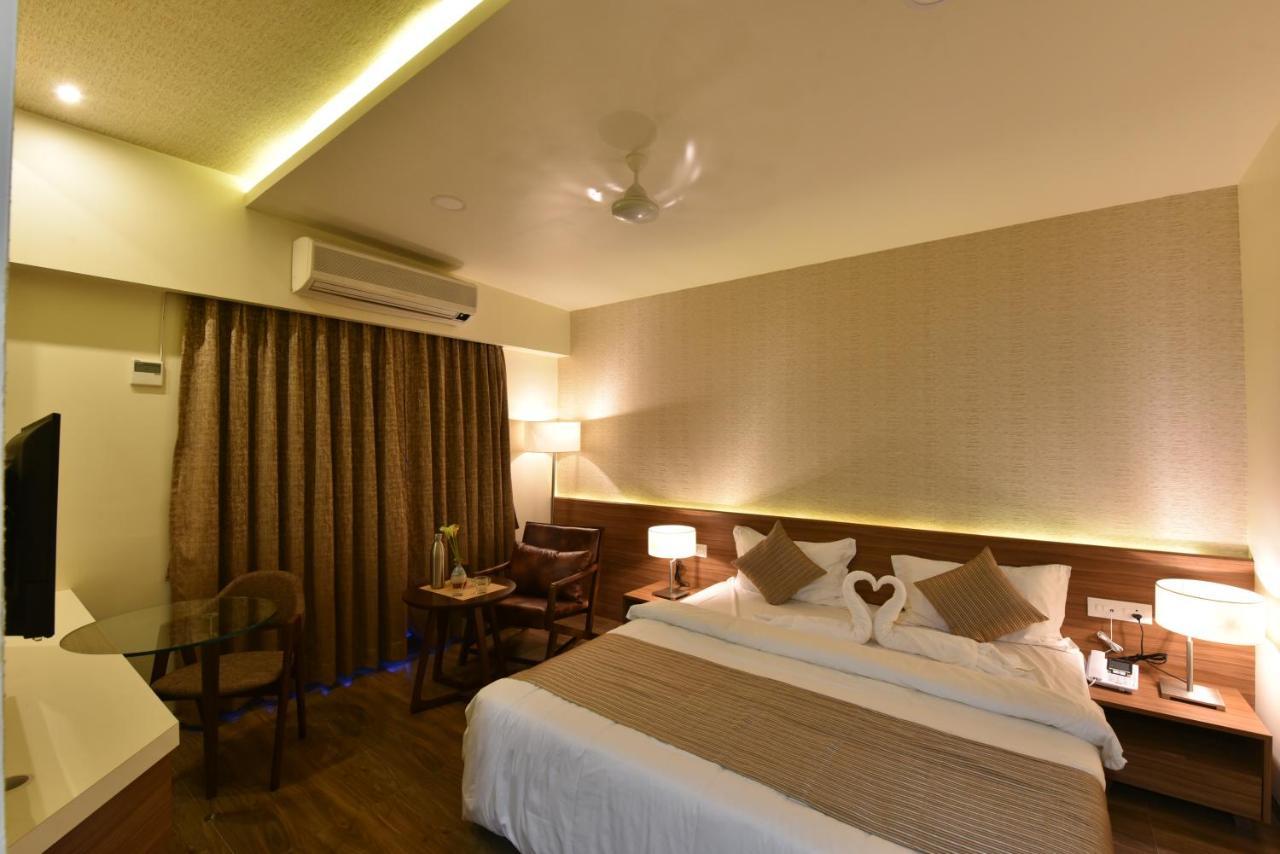 Orbit99 Club And Resort Rawal Ngoại thất bức ảnh